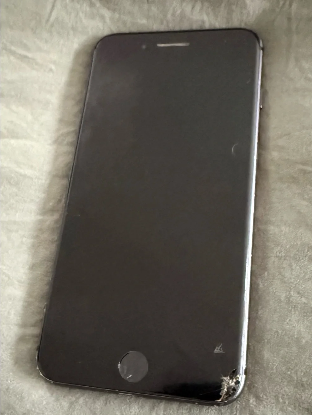Apple iPhone Black - Dual Camera Smartphone